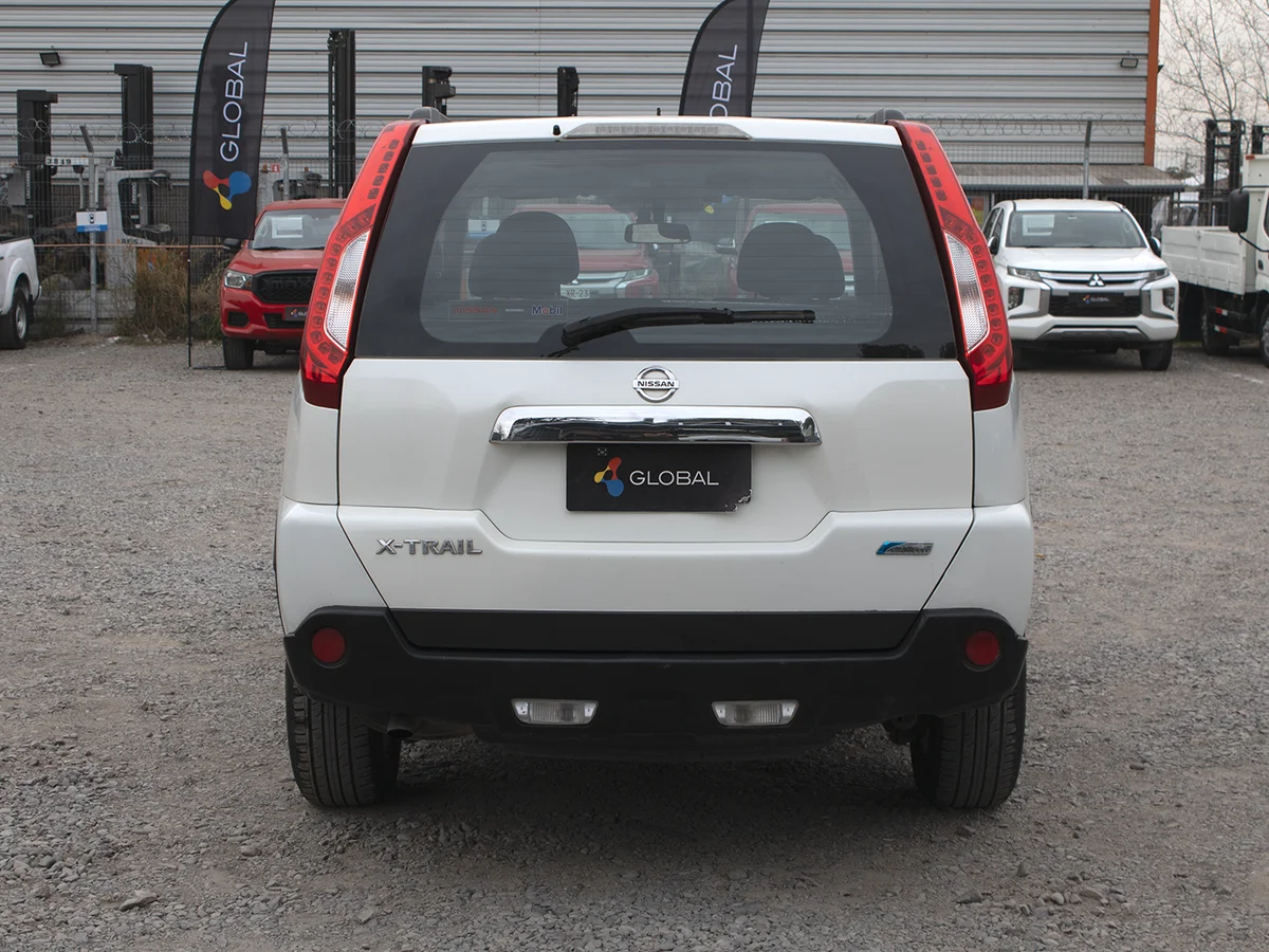 NISSAN X-Trail 2.5 AUT 4X4 miniatura 6