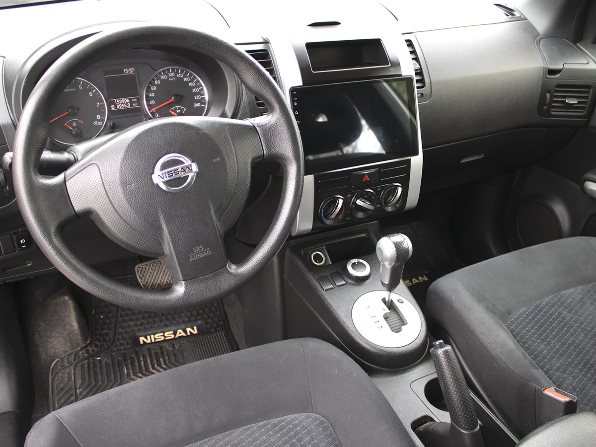 NISSAN X-Trail 2.5 AUT 4X4 miniatura 8