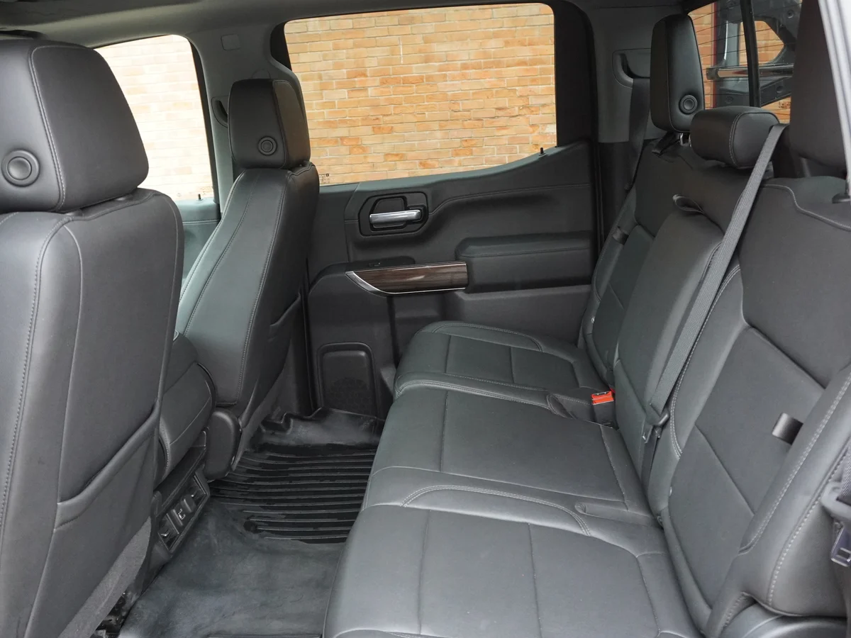 Checrolet Silverado Trail Boss 5.3 LTS Año 2021 miniatura 16