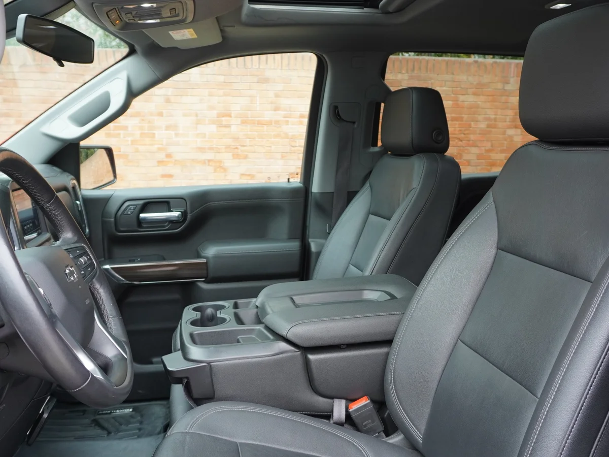 Checrolet Silverado Trail Boss 5.3 LTS Año 2021 miniatura 22