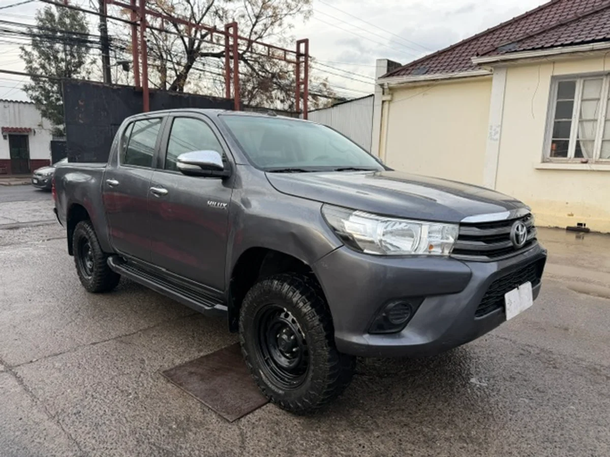 TOYOTA Hilux 2.7 2018
