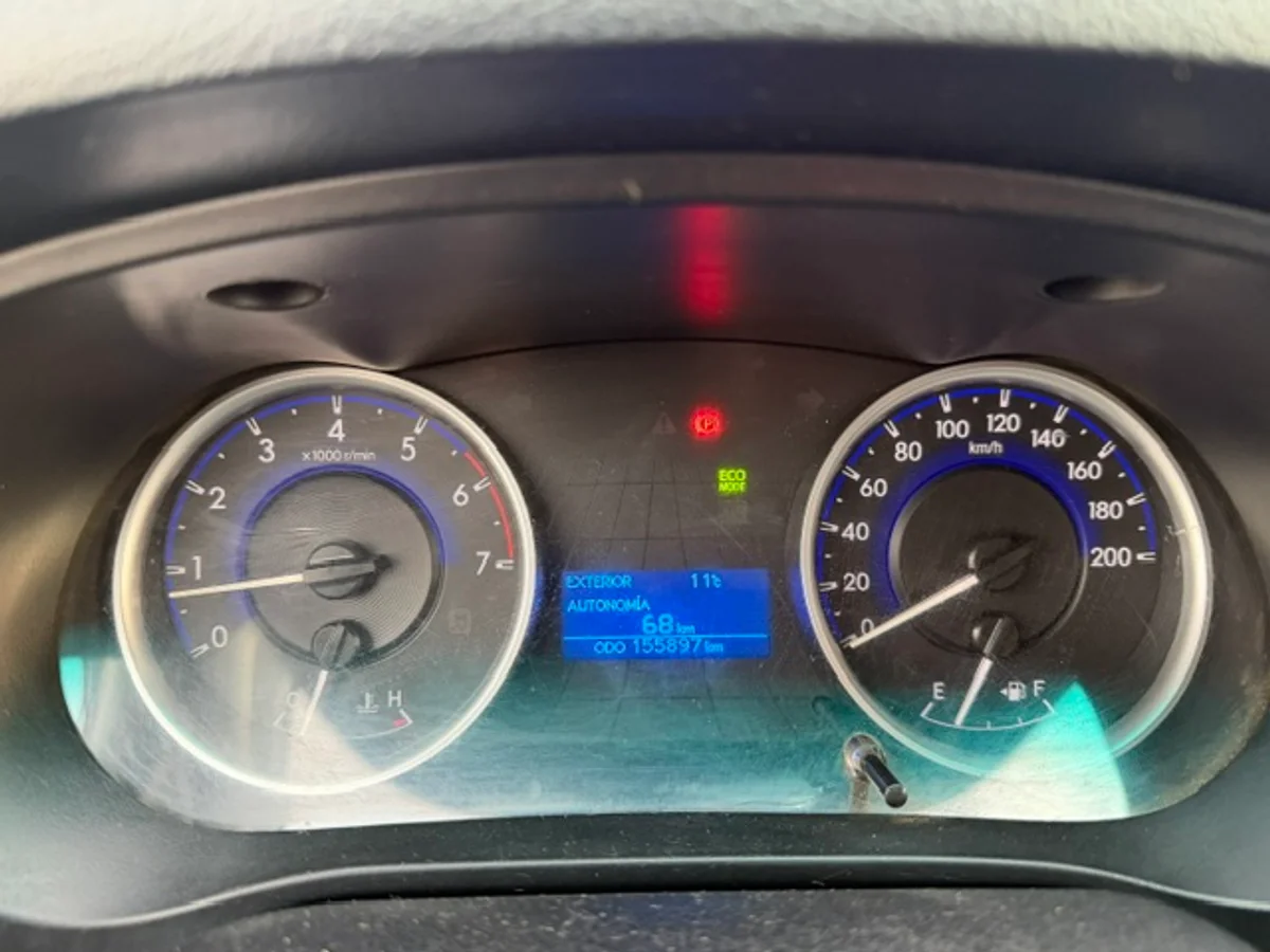 TOYOTA Hilux 2.7 2018 - Miniatura 9