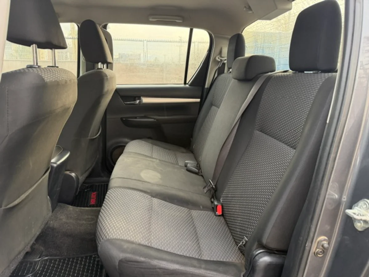 TOYOTA Hilux 2.7 2018 - Miniatura 12