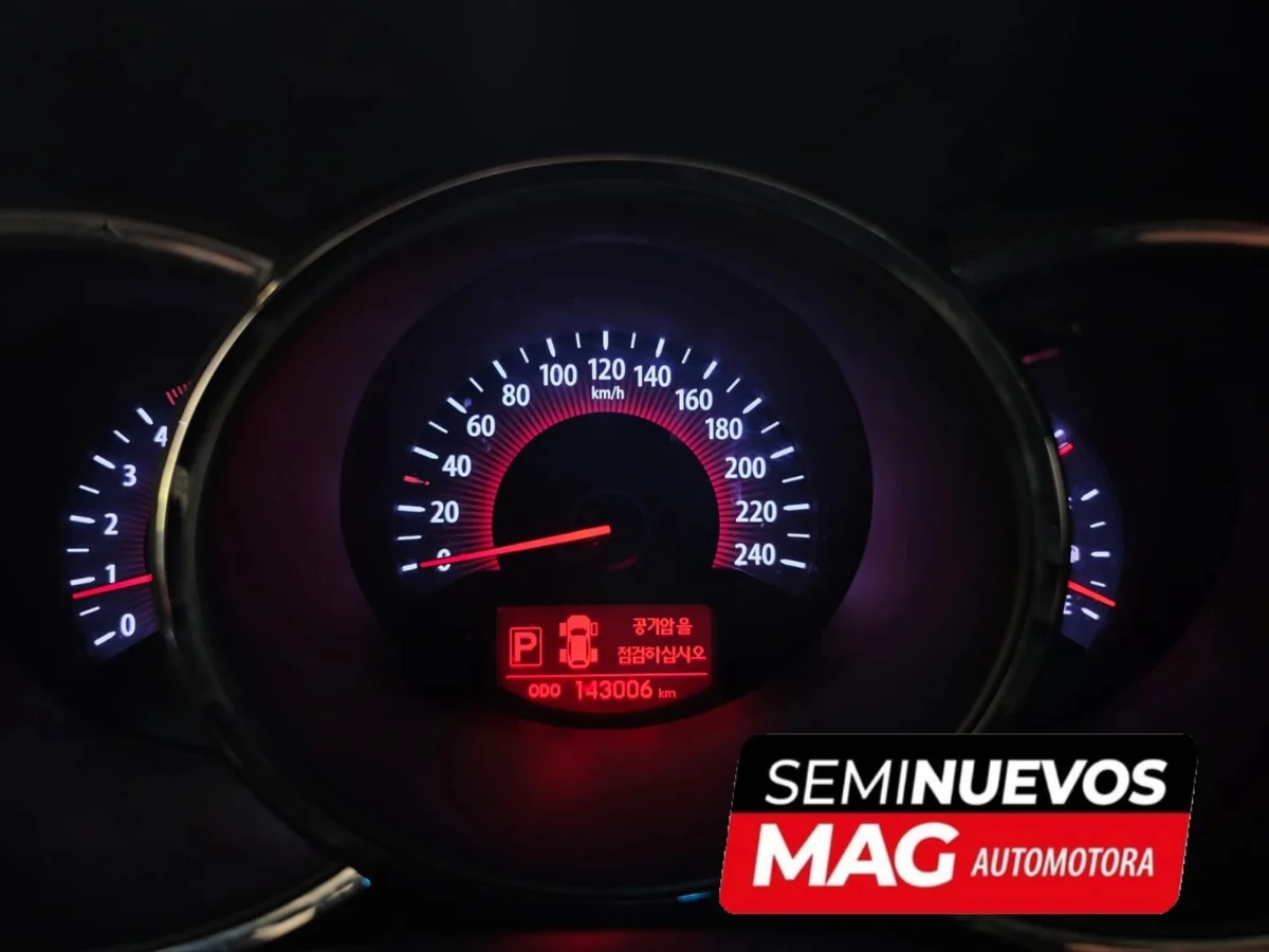 KIA Sorento 2.0 AUT 2012 - Miniatura 9