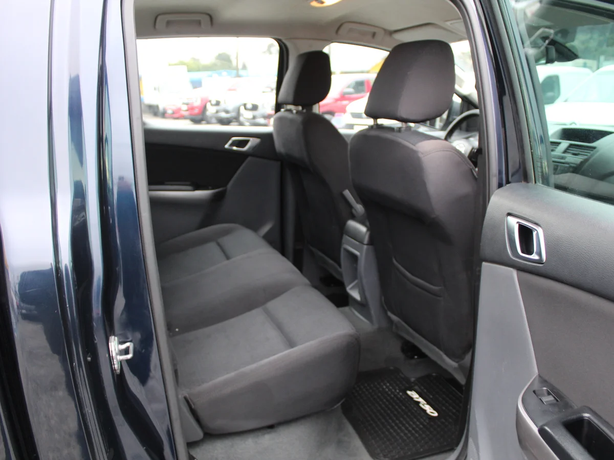 MAZDA Bt-50 DCAB 4x4 2019 - Miniatura 7
