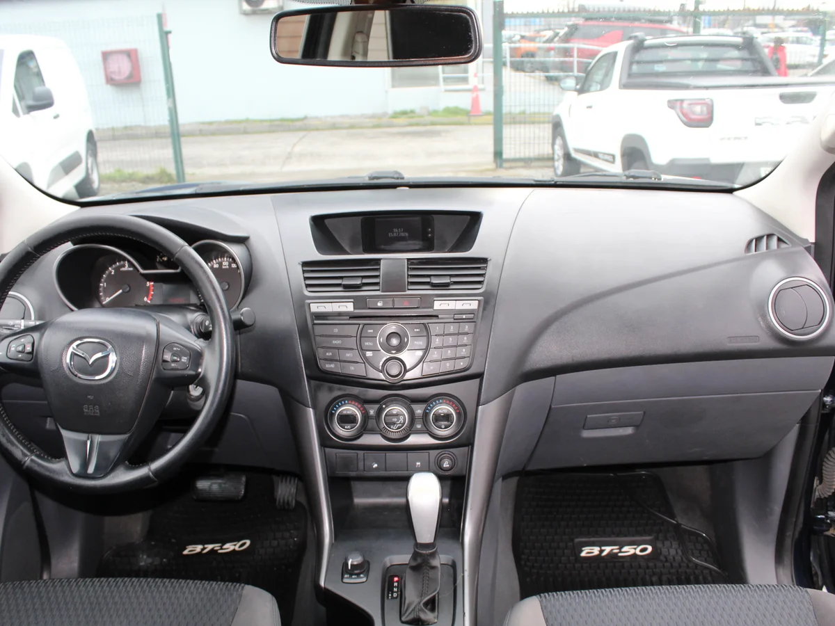 MAZDA Bt-50 DCAB 4x4 2019 - Miniatura 8