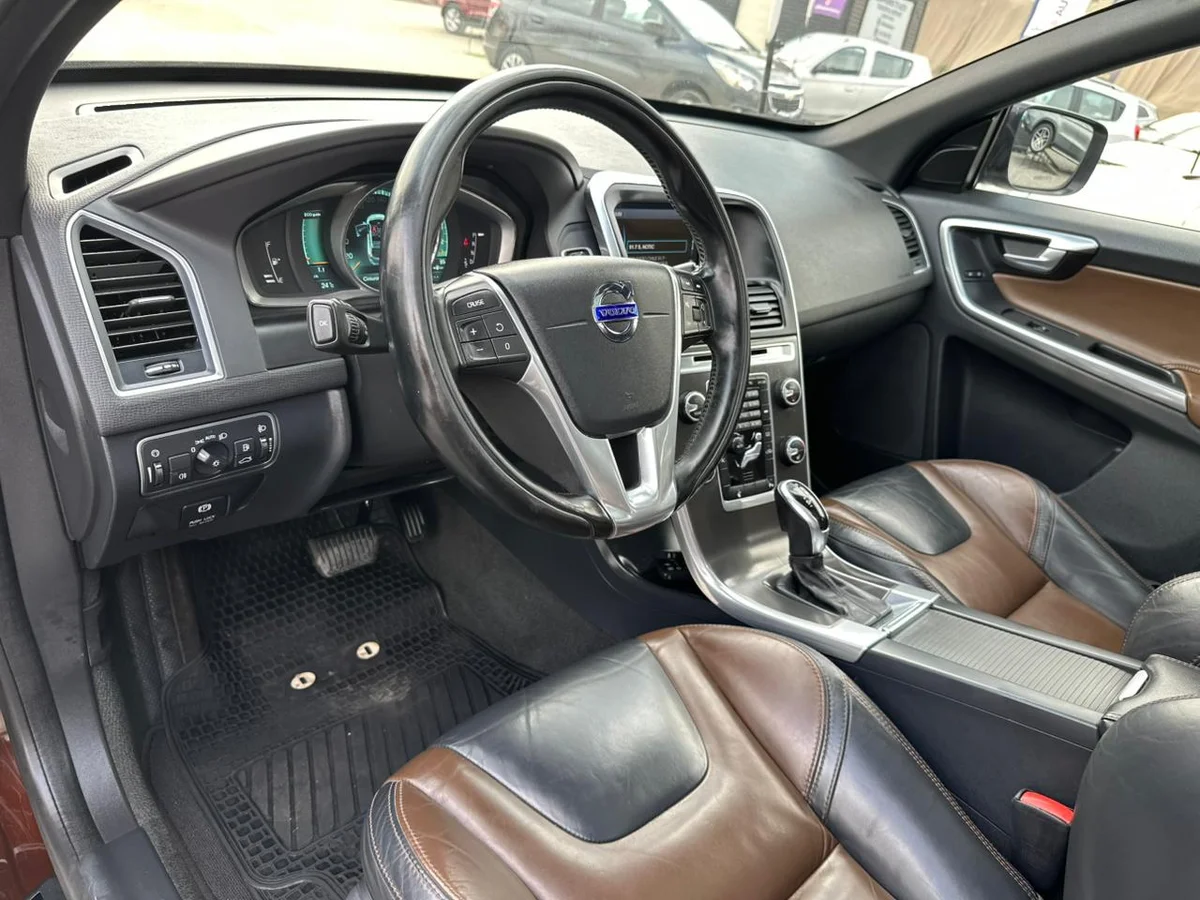 VOLVO Xc60 2.0 T5 PLUS AUT LIMITED 2015 - Miniatura 7