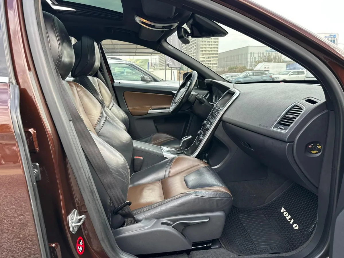VOLVO Xc60 2.0 T5 PLUS AUT LIMITED 2015 - Miniatura 20