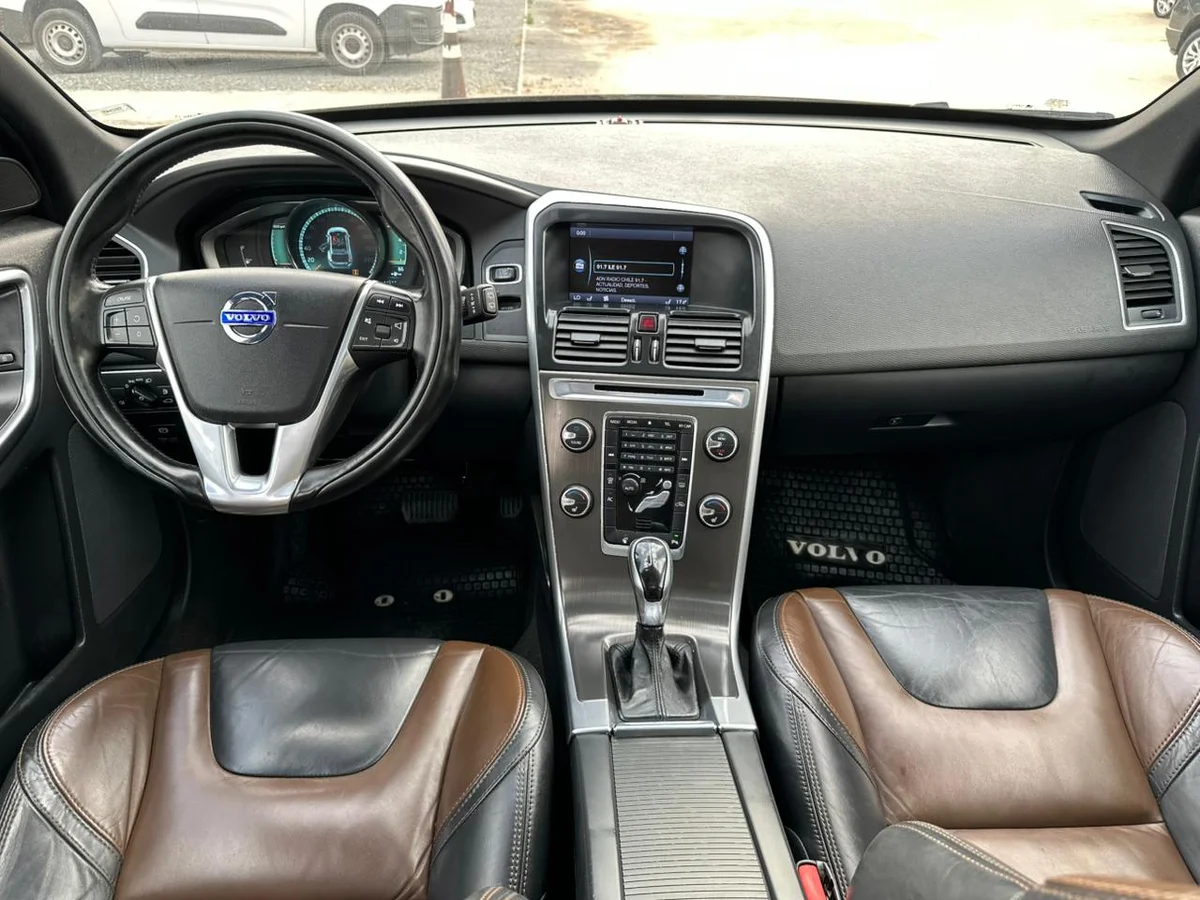 VOLVO Xc60 2.0 T5 PLUS AUT LIMITED 2015 - Miniatura 23