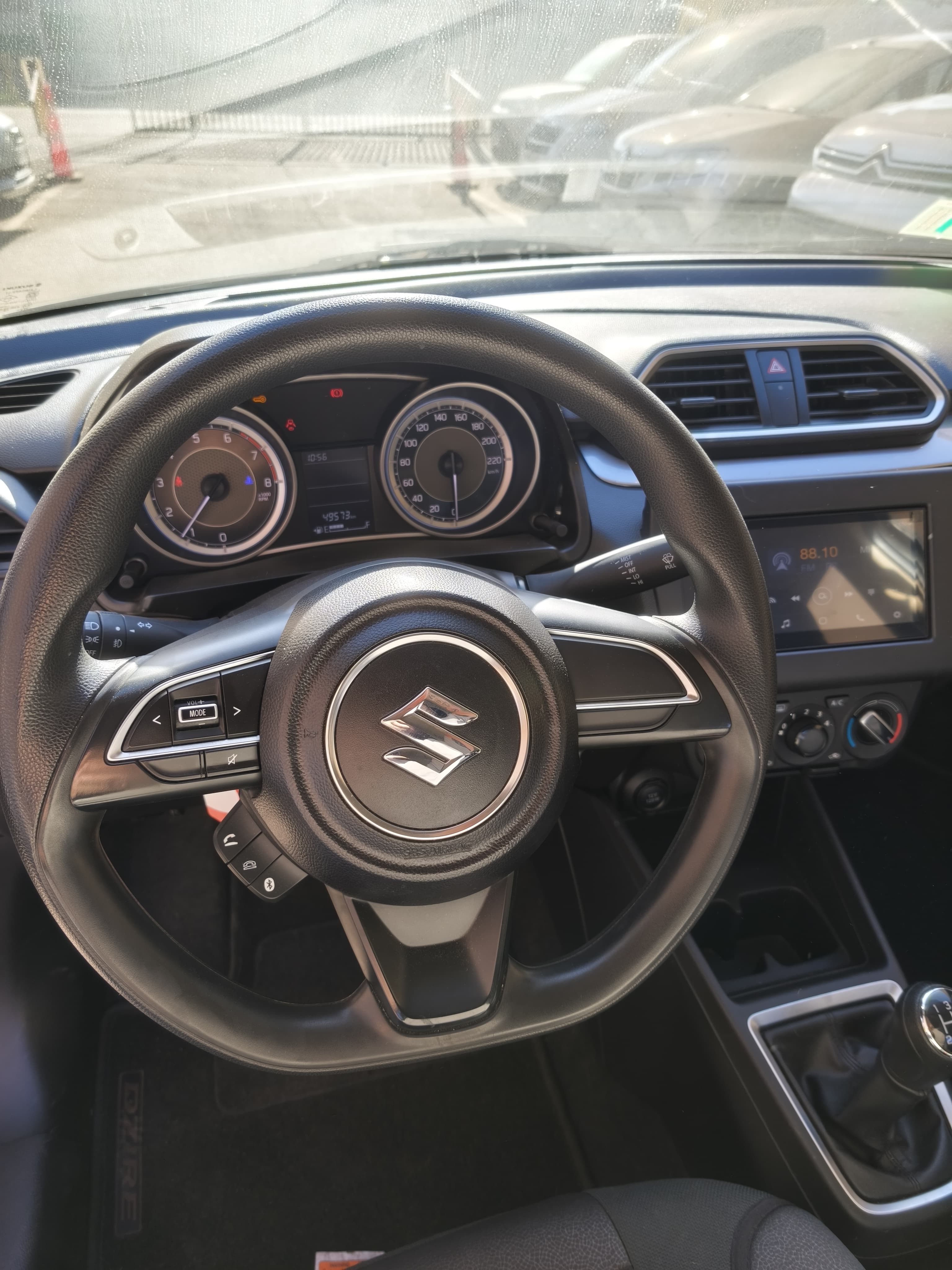 Suzuki Swift Dzire — foto 2 de 7