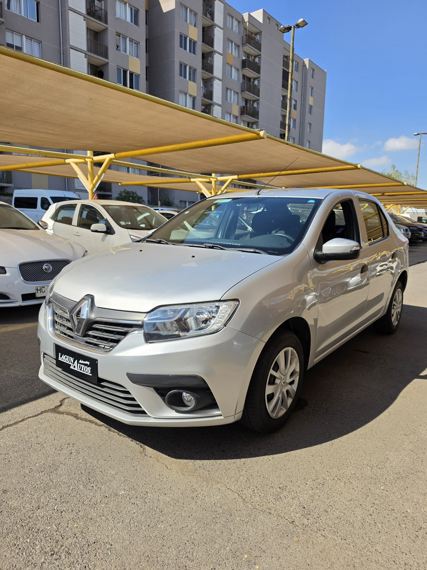 Renault Symbol Zen — foto 2 de 8