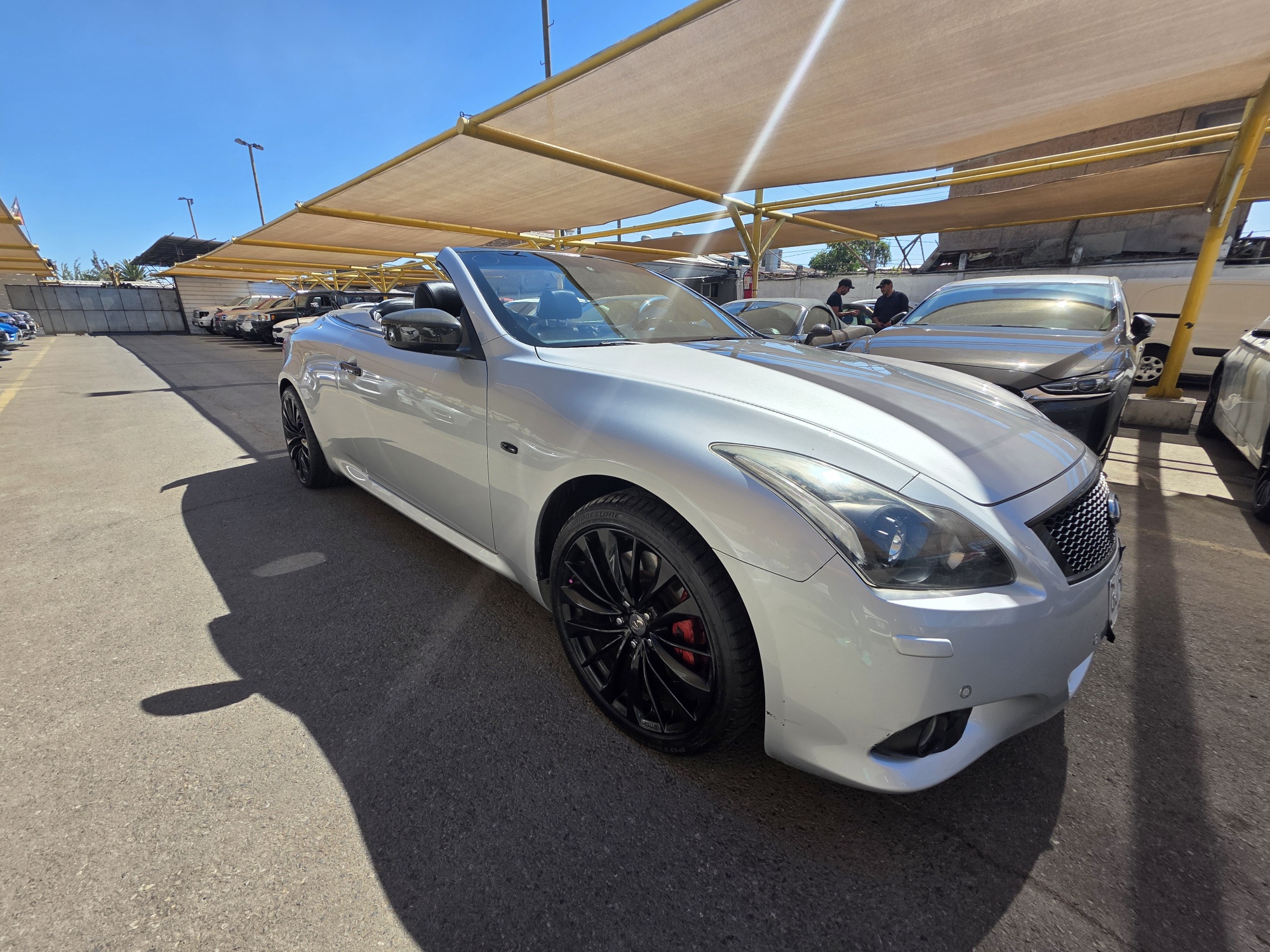 Infiniti Q60 Cabrio 3.7 Aut G37 — foto 2 de 7