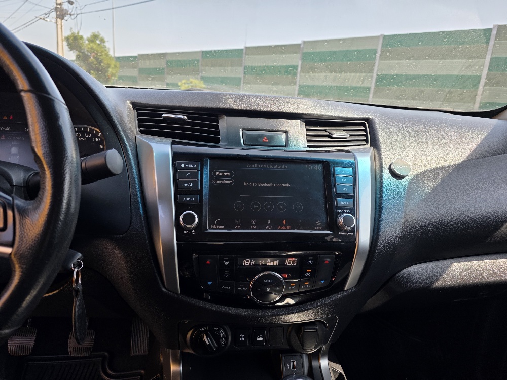 NISSAN Navara D-Cab MT 4x4 2.3 2022 - Miniatura 8