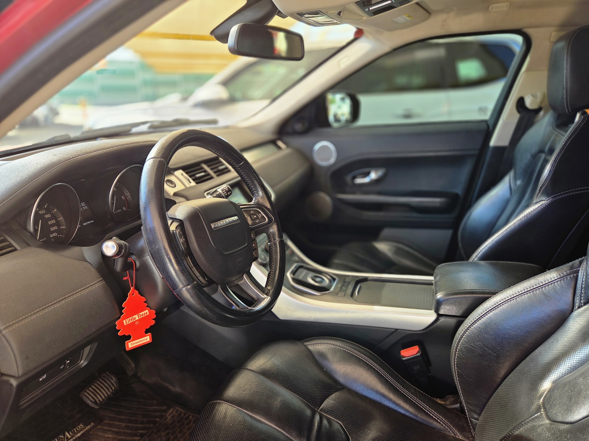Land Rover Range Rover Evoque Pure — foto 4 de 8
