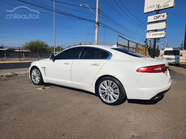 Jaguar Xf2.0 Turbo Look R — foto 5 de 8