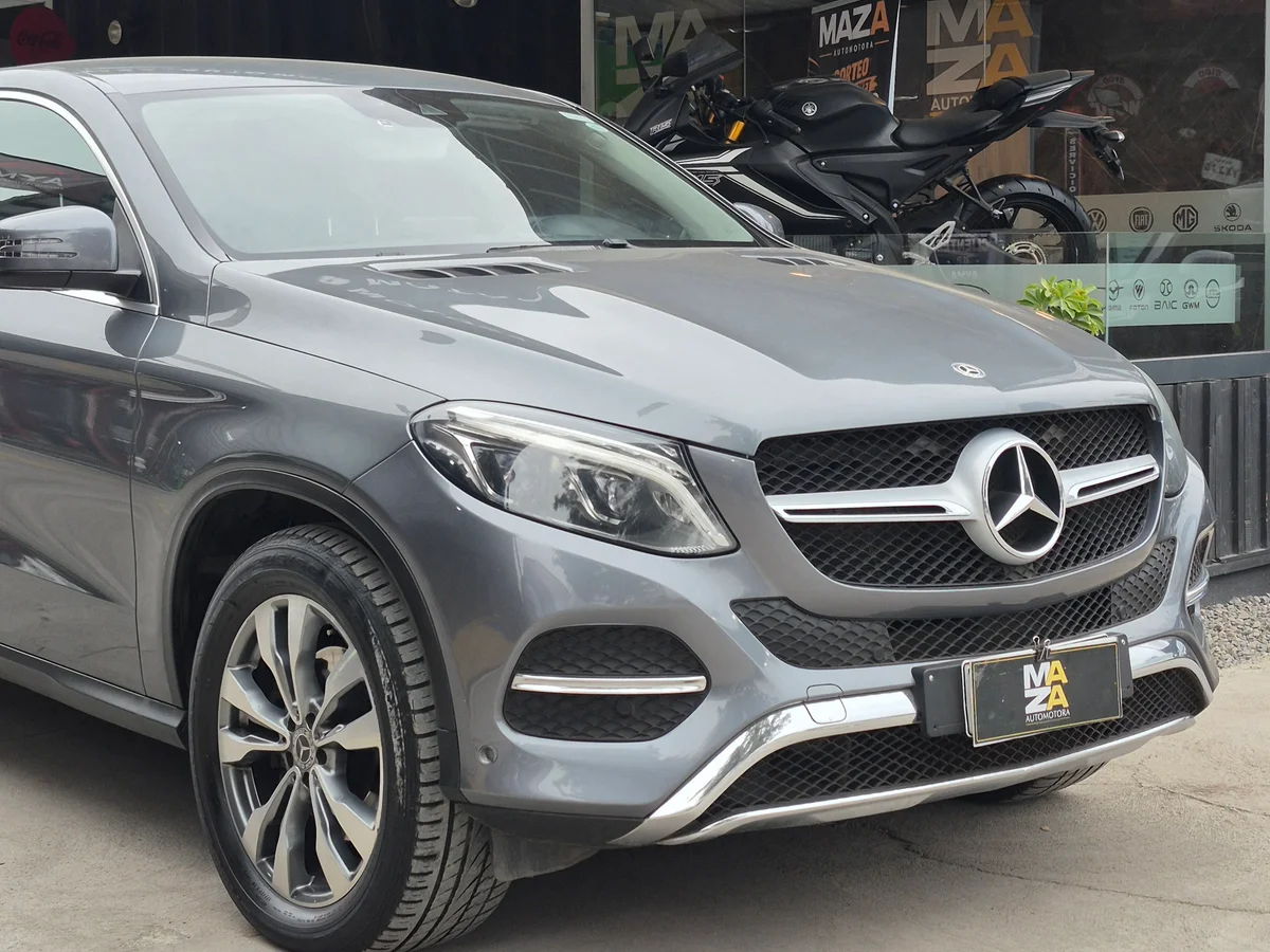 MERCEDES BENZ GLE 400 COUPE SPORT 3.0 - Miniatura 2