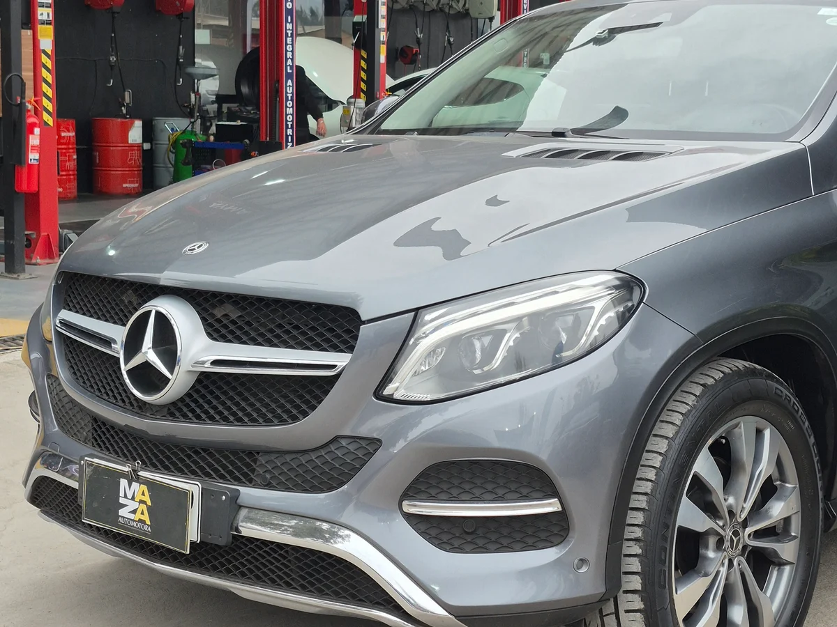 MERCEDES BENZ GLE 400 COUPE SPORT 3.0 - Miniatura 4