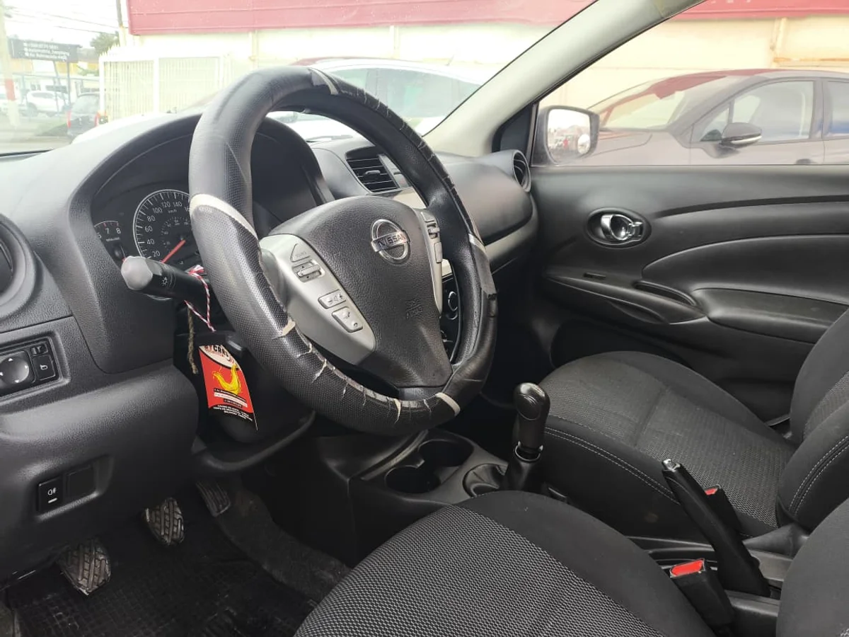 NISSAN VERSA SENSE 1.6 2015 10