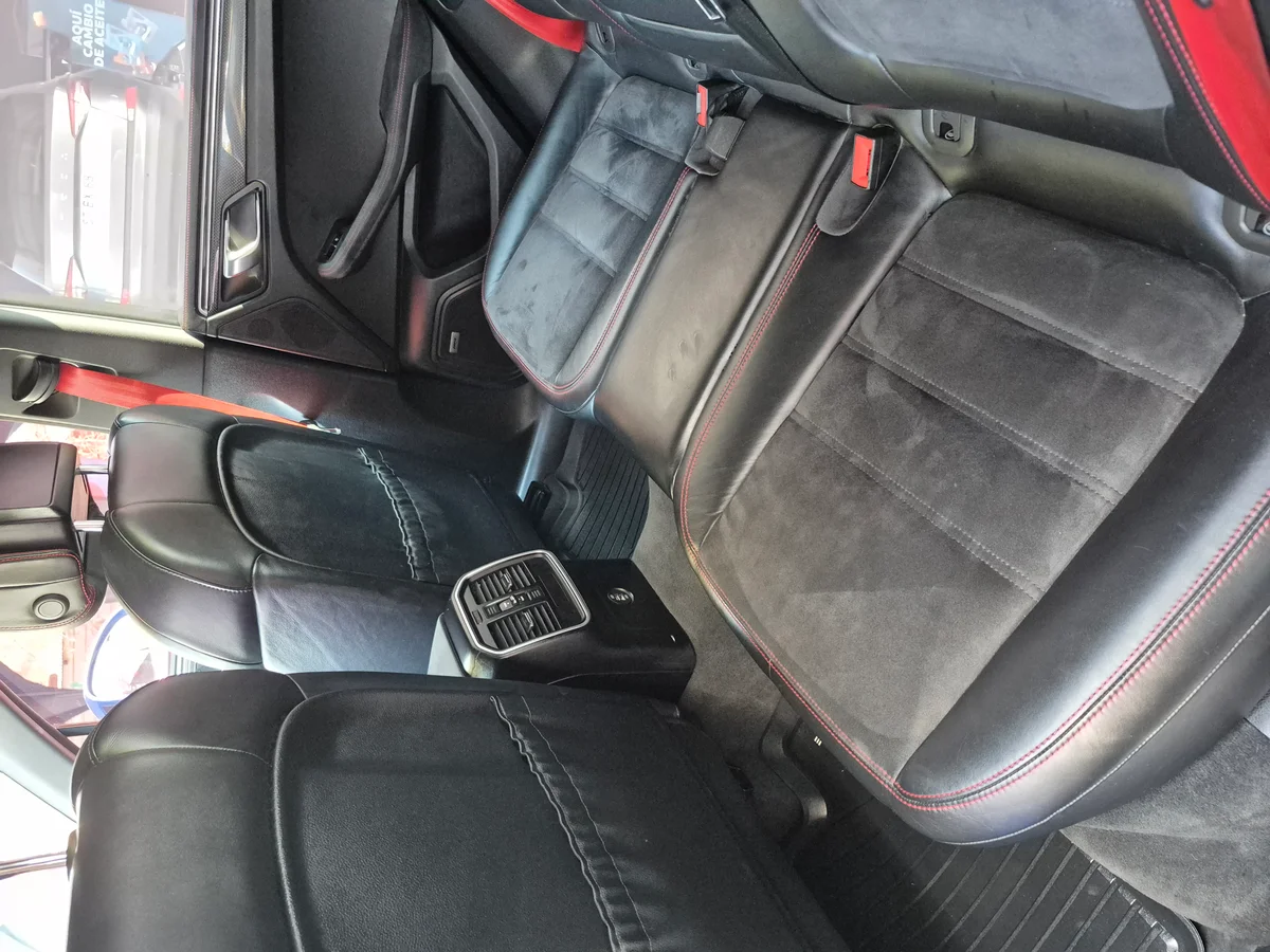 PORSCHE Macan GTS 3.0 - Miniatura 5