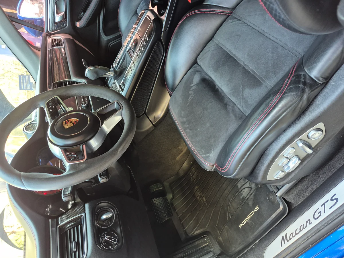 PORSCHE Macan GTS 3.0 - Miniatura 10