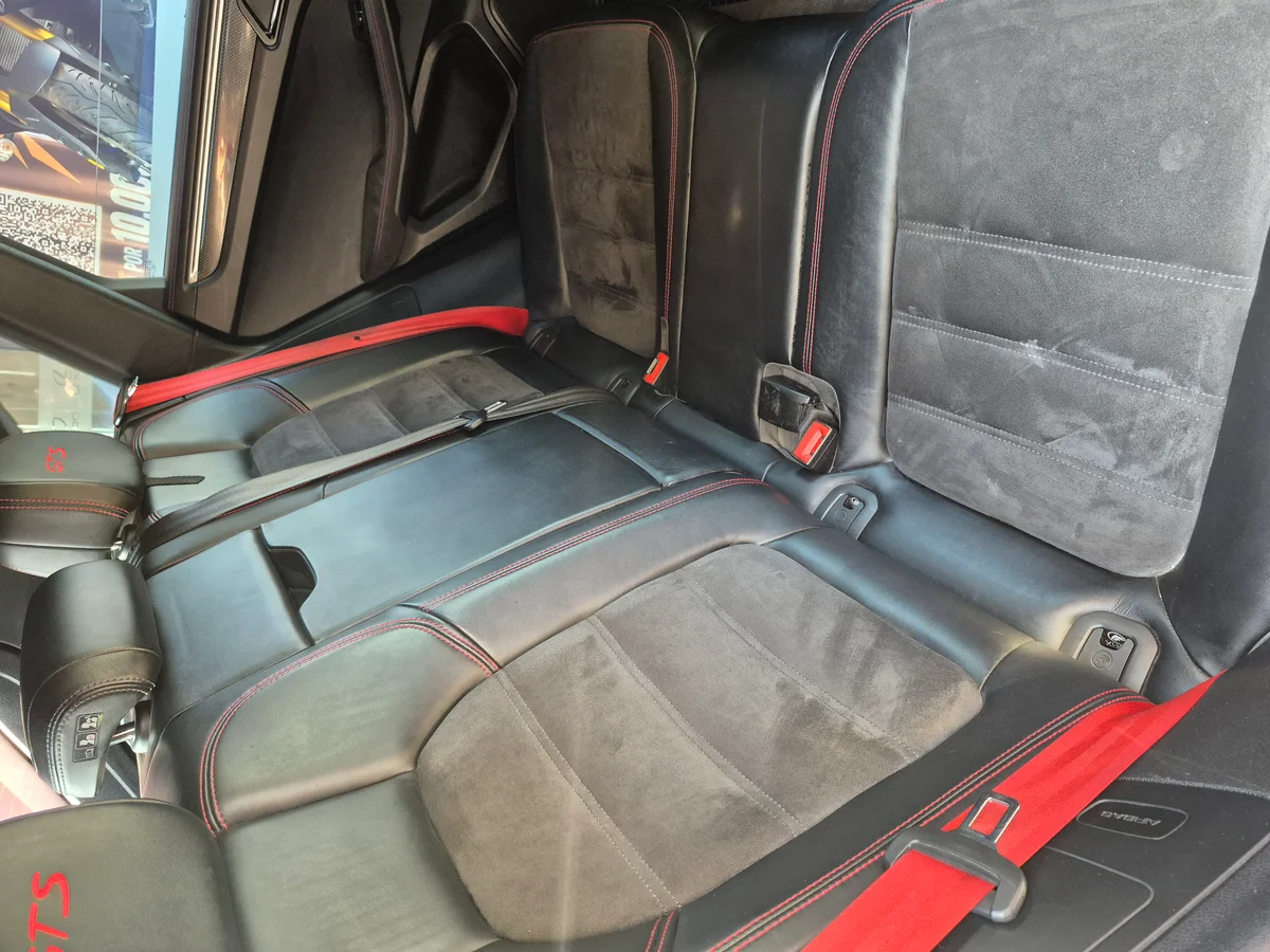 PORSCHE Macan GTS 3.0 - Miniatura 11