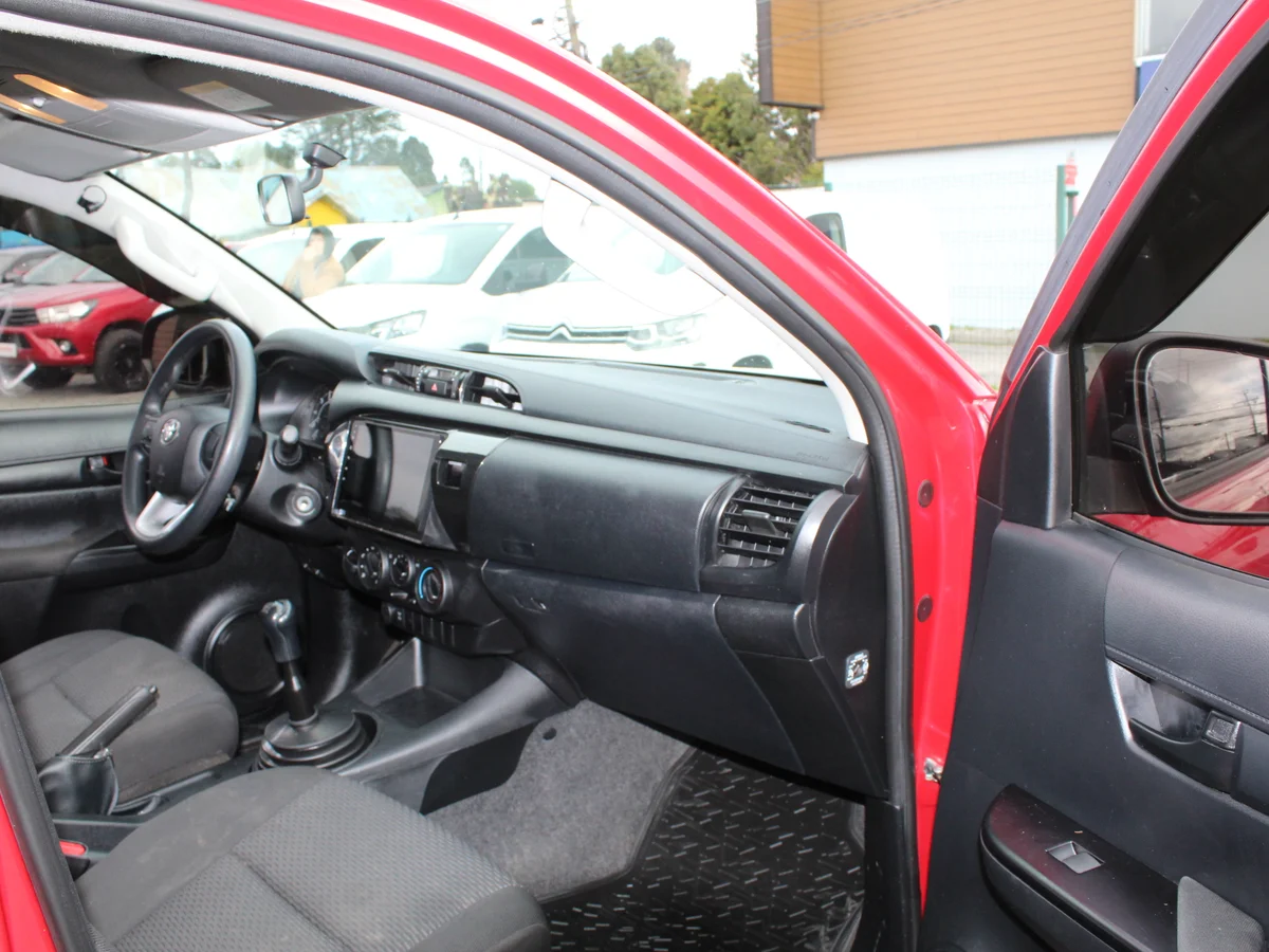 TOYOTA Hilux 2.4 4x4 2018