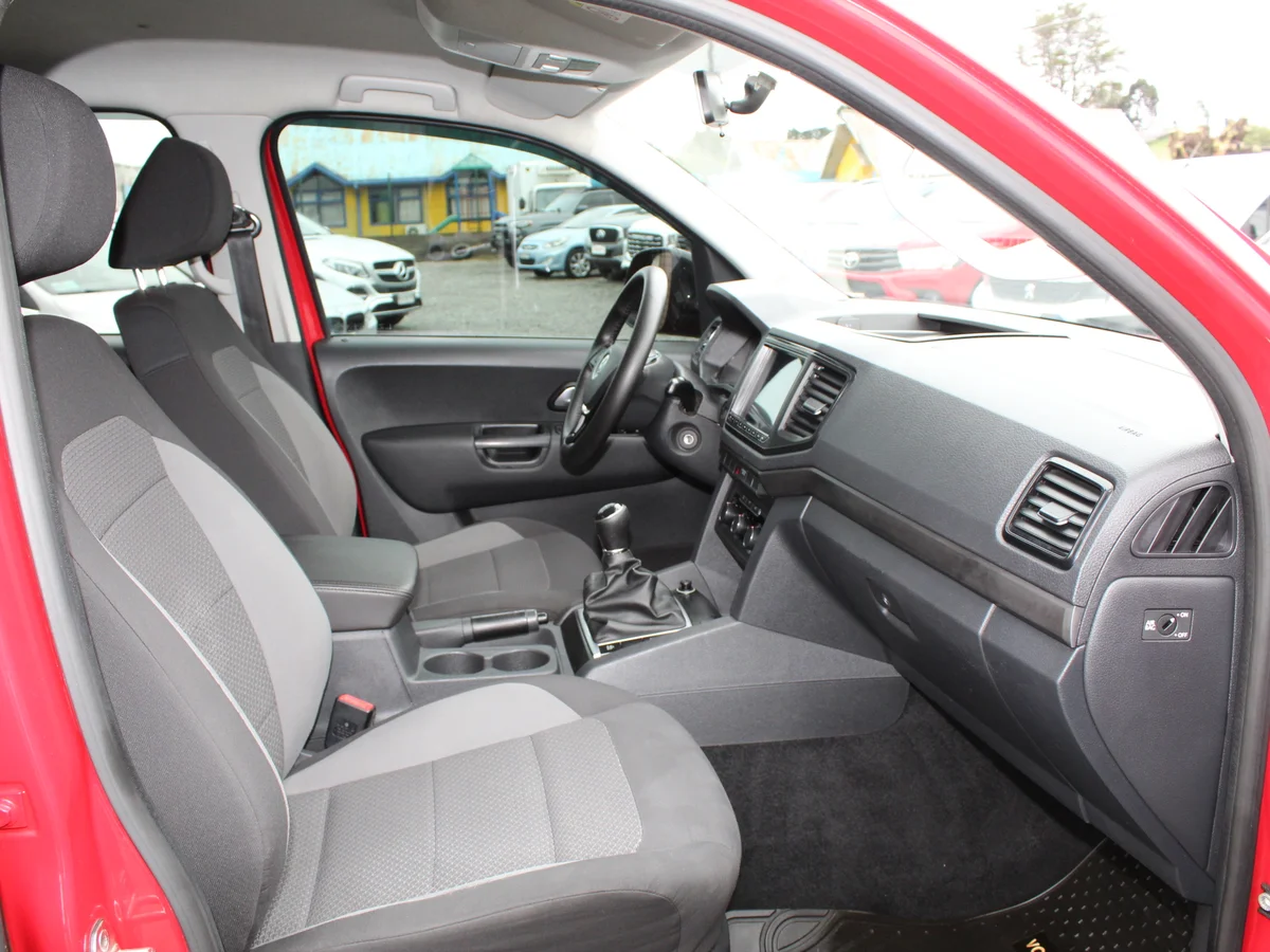 Volkswagen Amarok — foto 6 de 14