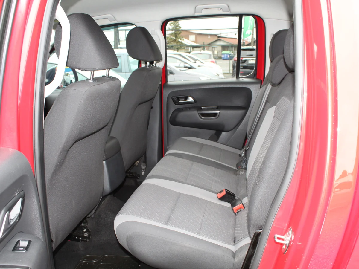 Volkswagen Amarok — foto 13 de 14
