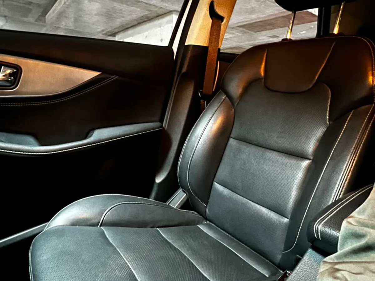 DFSK SUV 560 COMFORT 1.8L 4X2 MT5 5P año 2024 - Miniatura 9