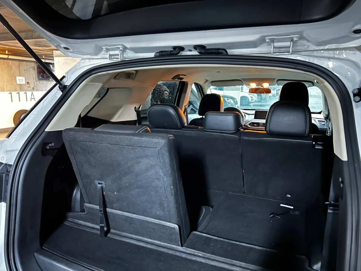DFSK SUV 560 COMFORT 1.8L 4X2 MT5 5P año 2024 - Miniatura 16