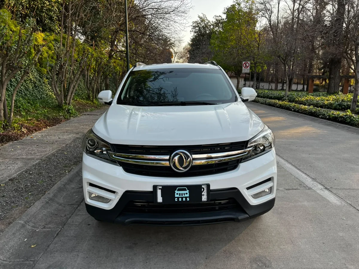 DFSK SUV 560 COMFORT 1.8L 4X2 MT5 5P año 2024 - Miniatura 3