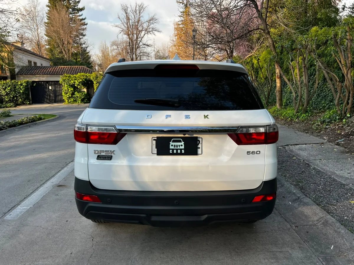 DFSK SUV 560 COMFORT 1.8L 4X2 MT5 5P año 2024 - Miniatura 9