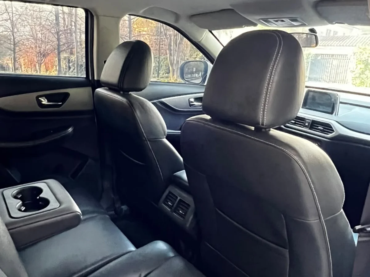 DFSK SUV 560 COMFORT 1.8L 4X2 MT5 5P año 2024 - Miniatura 15
