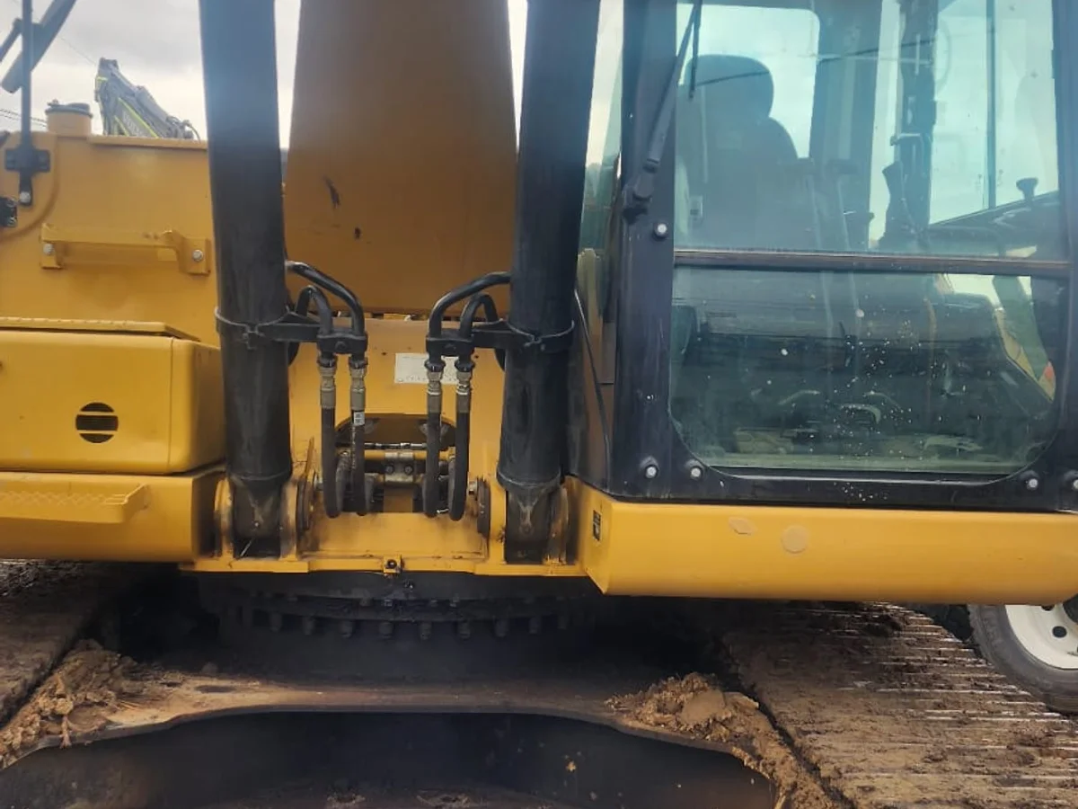 Caterpillar 320 GX 2022 DIESEL - Miniatura 9