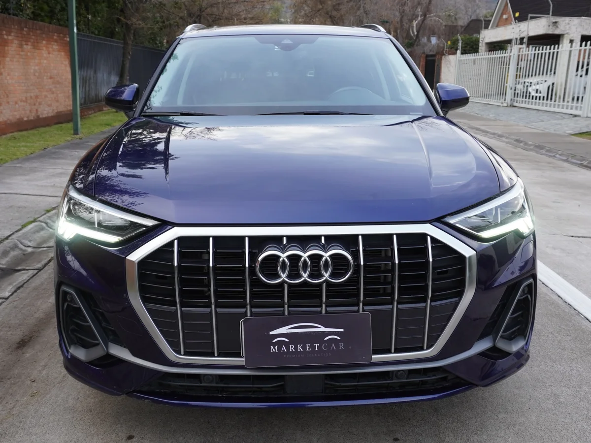 AUDI Q3 35 TFSI Sport AT Año 2023 miniatura 3