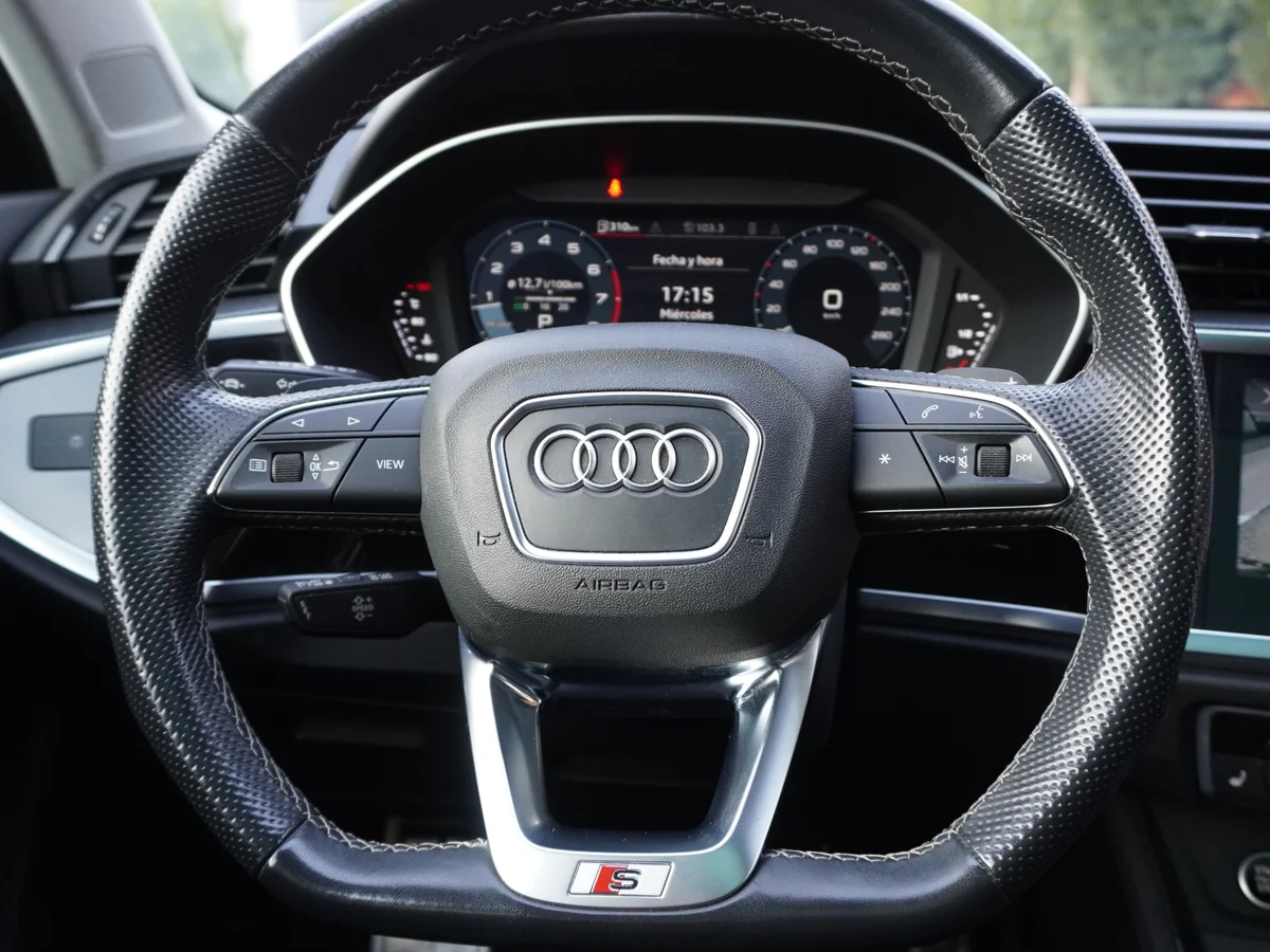 AUDI Q3 35 TFSI Sport AT Año 2023 miniatura 20