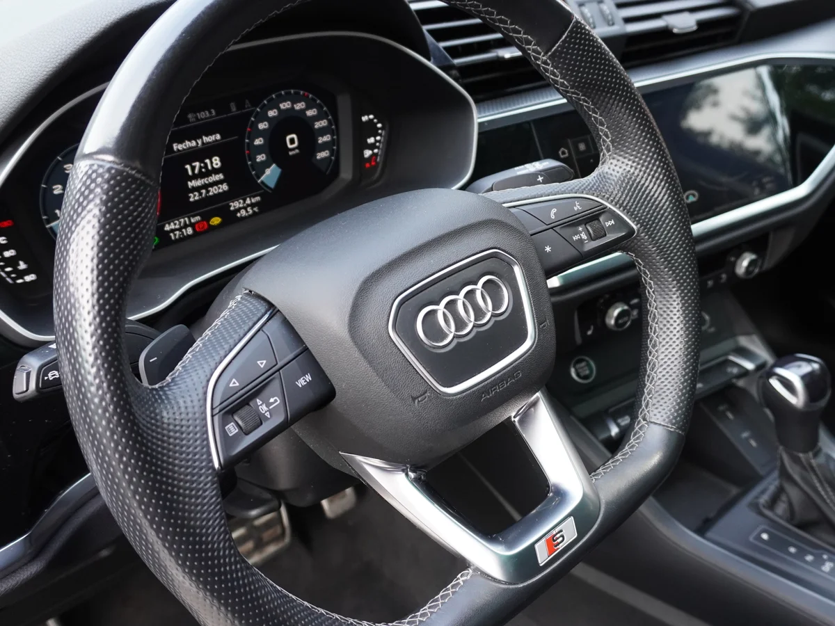 AUDI Q3 35 TFSI Sport AT Año 2023 miniatura 27