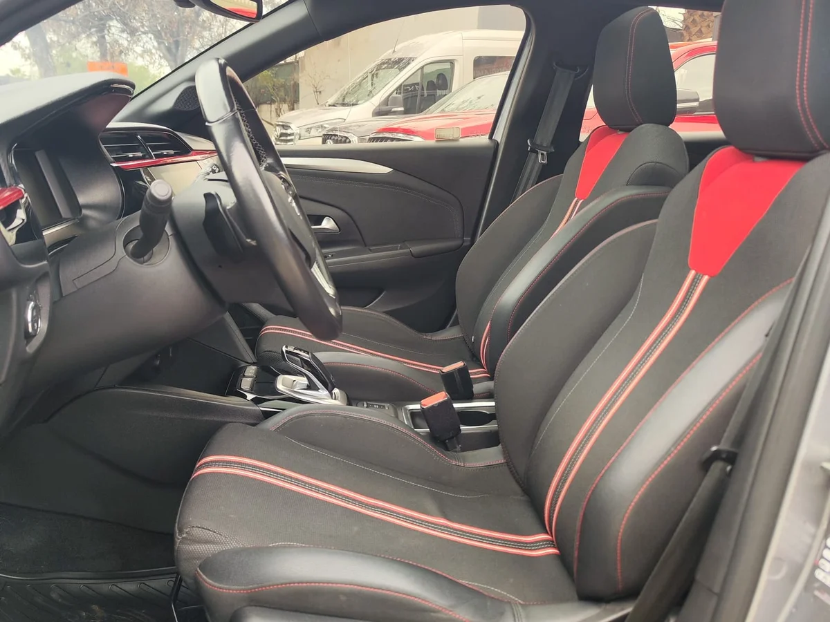 OPEL Corsa 1.2 AT 2022 - Miniatura 9