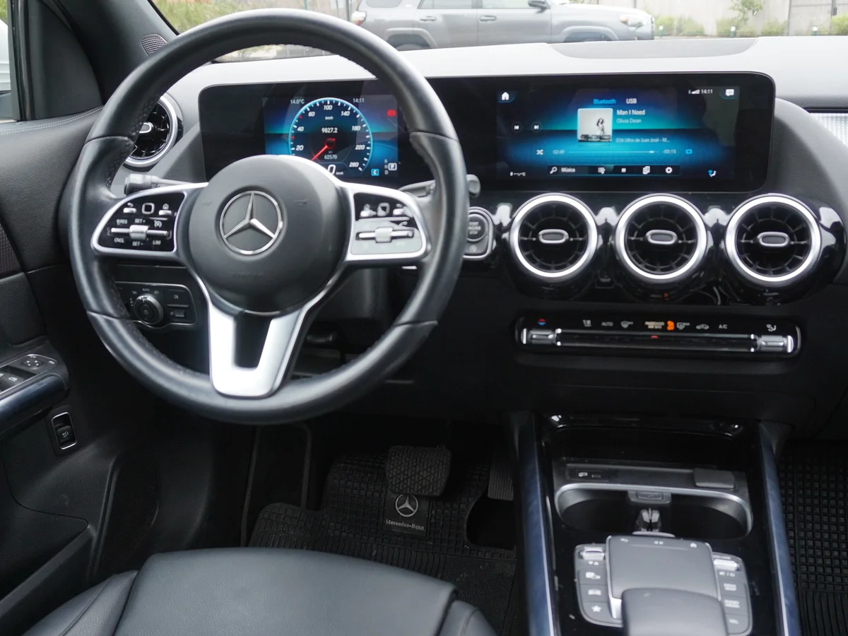 Mercedes Benz GlA 200 año 2022 miniatura 19