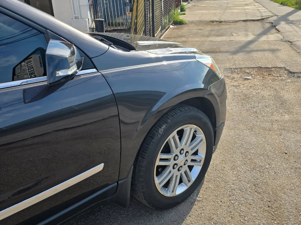Chevrolet Traverse 3.6L Ltz Awd Su At 5P — foto 7 de 16