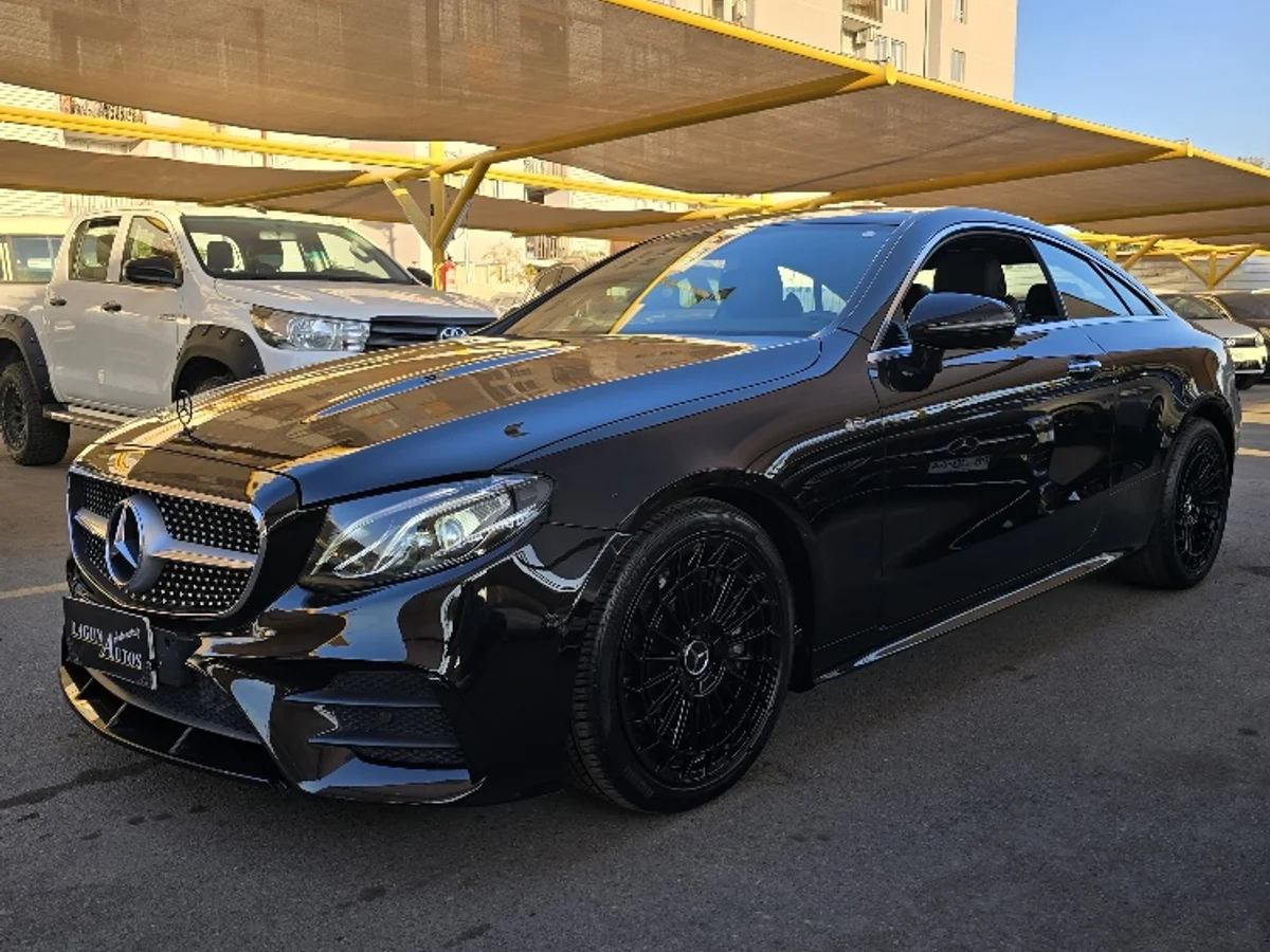 Mercedes-Benz E300 2.0 4X2 Coupe At 2P — foto 5 de 8