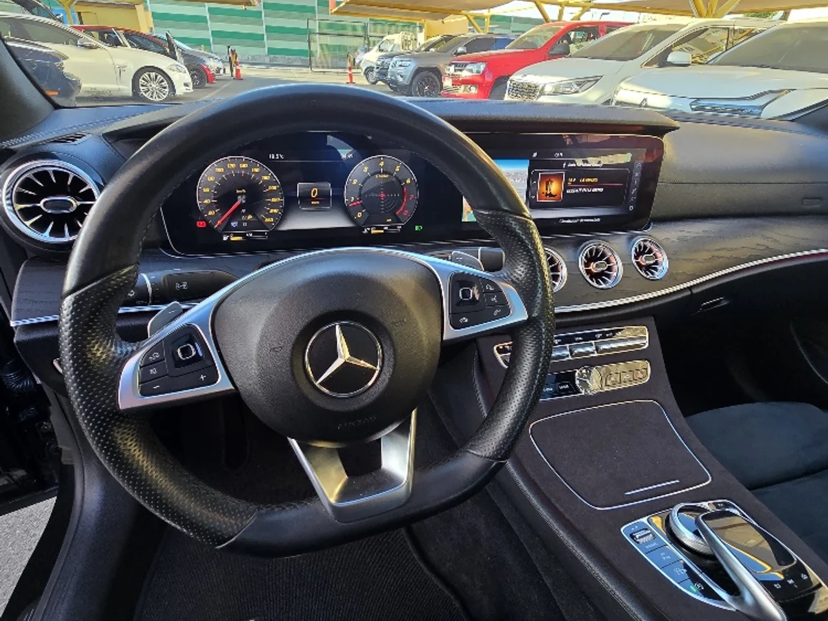 Mercedes-Benz E300 2.0 4X2 Coupe At 2P — foto 6 de 8