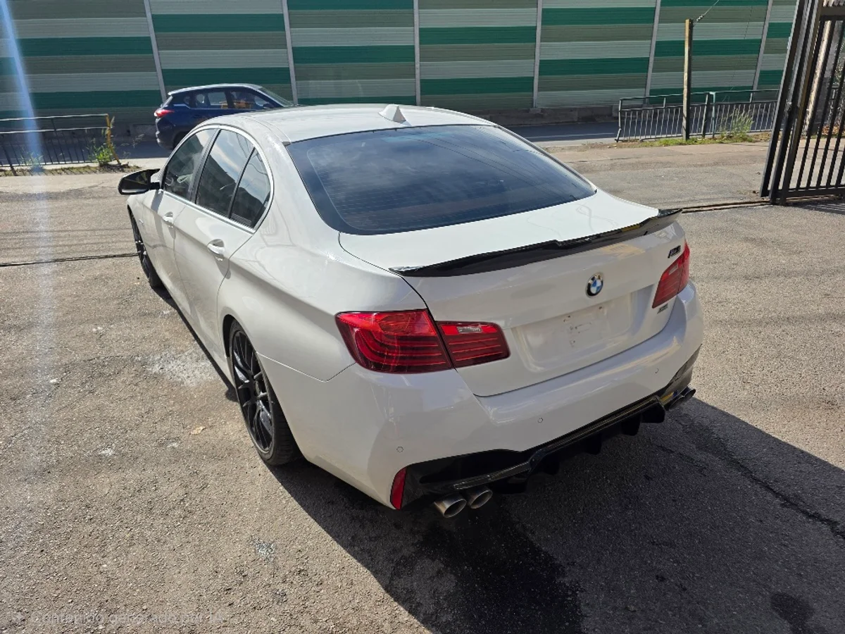 BMW 530 3.0 Lci Premium Diesel 4X2 At 4P — foto 6 de 15
