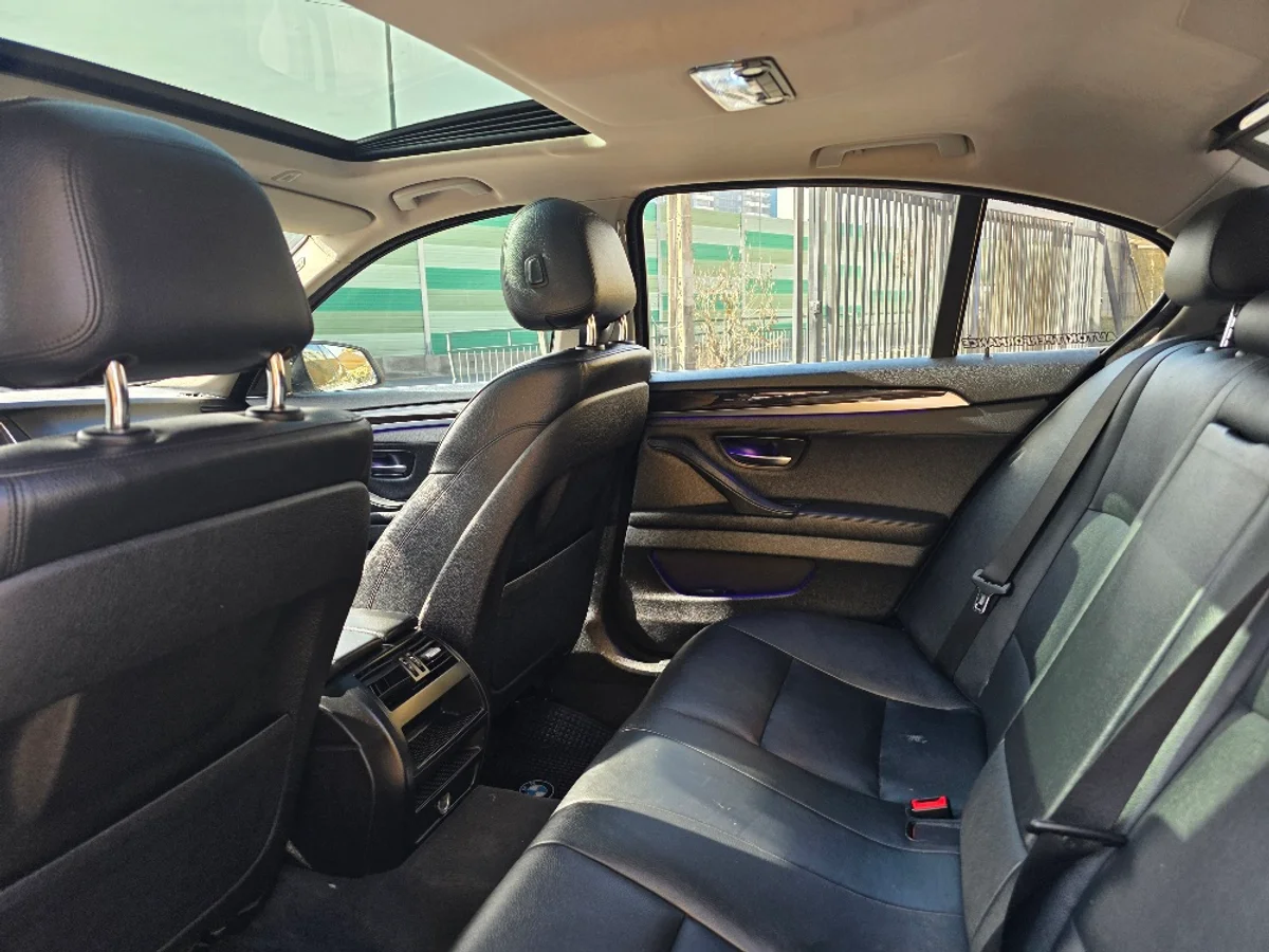 BMW 530 3.0 Lci Premium Diesel 4X2 At 4P — foto 7 de 15