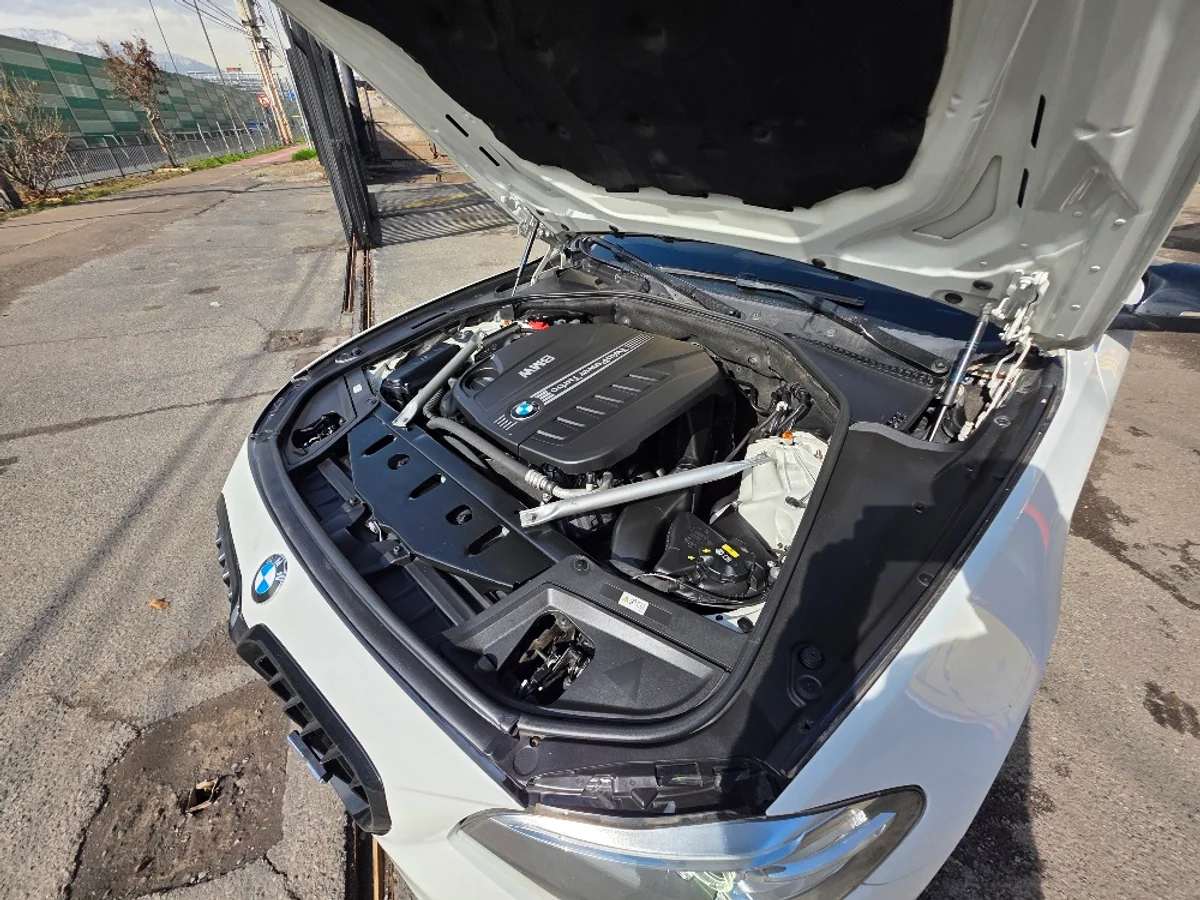 BMW 530 3.0 Lci Premium Diesel 4X2 At 4P — foto 13 de 15