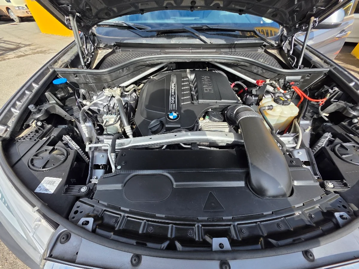 BMW X6 — foto 14 de 14