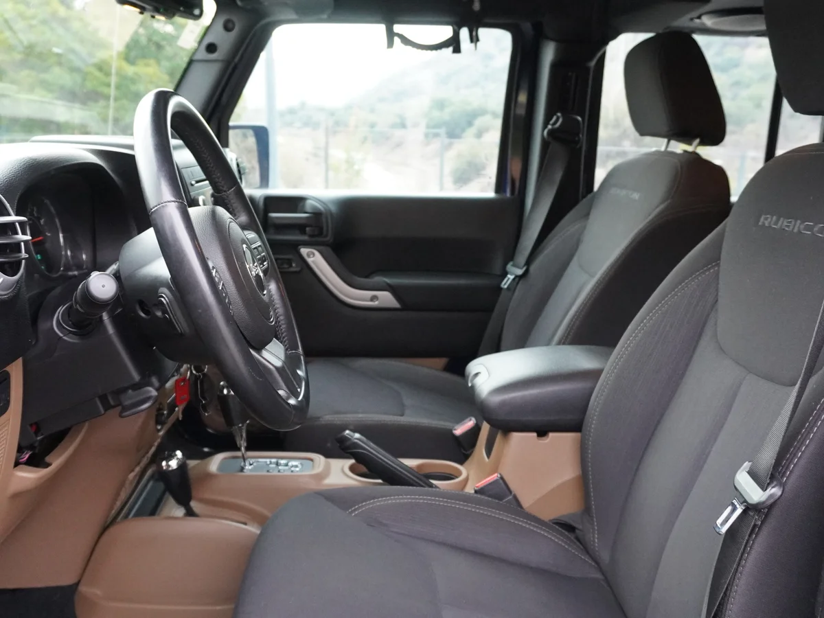 JEEP Wrangler 3.6 Unlimited Rubicon 4X4 Año 2013 miniatura 32