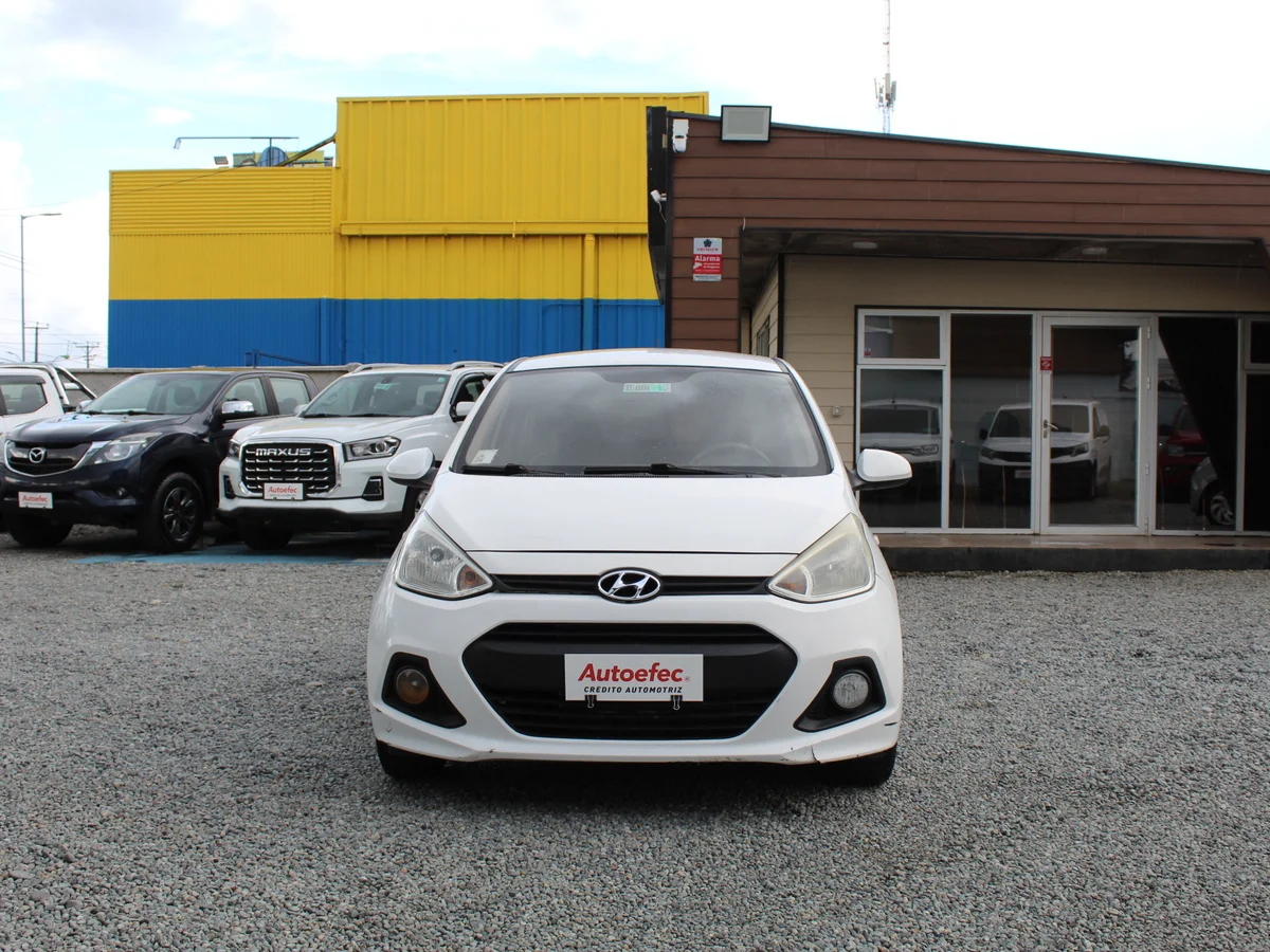Hyundai I10 — foto 3 de 11