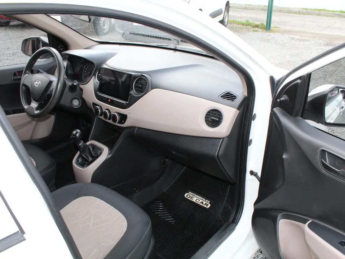 Hyundai I10 — foto 5 de 11