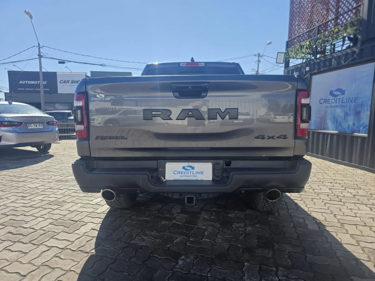 RAM 1500 5.7 Rebel 4X4 At 4P — foto 3 de 12